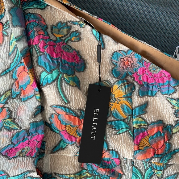 Elliatt Elettra Gown, Small, NWT - Picture 10 of 11